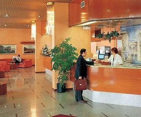 Unaway & Quark Due Aparthotel Milán