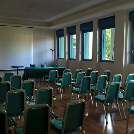 Unaway & Quark Due Milán