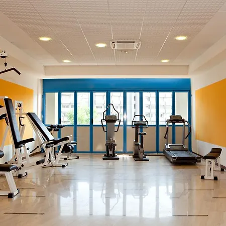 Ξενοδοχείο με διαμερίσματα Unaway & Quark Due