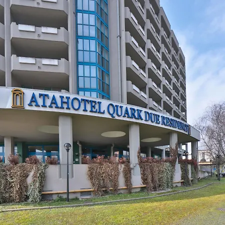 Апарт-отель Unaway & Quark Due 4*