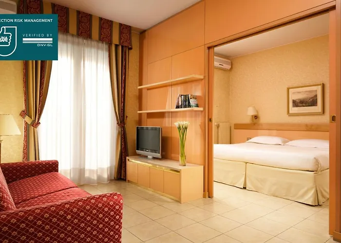 Unaway & Quark Due Aparthotel