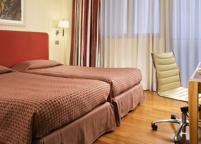 Unaway & Quark Due 4* Milaan