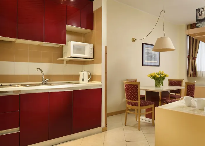 Unaway & Quark Due Aparthotel 4*