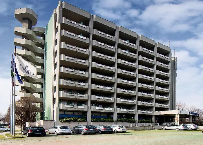 Aparthotel Unaway & Quark Due