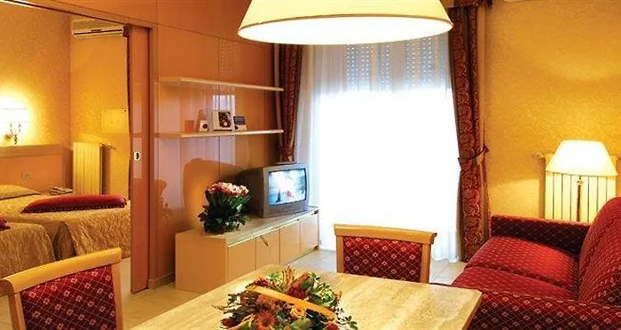 Unaway & Quark Due Aparthotel