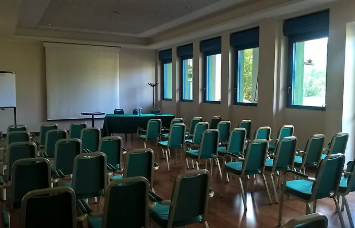 Unaway & Quark Due Milaan