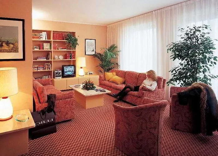 Aparthotel Unaway & Quark Due