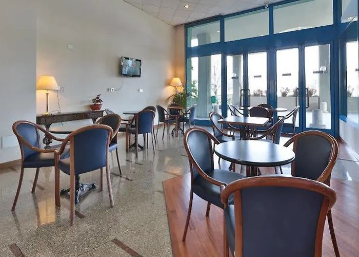 Unaway & Quark Due 4* Milaan