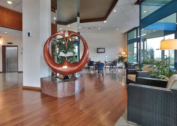 Aparthotel Unaway & Quark Due