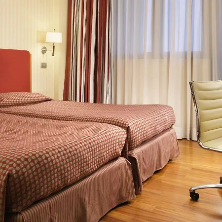 Unaway & Quark Due 4* Mailand