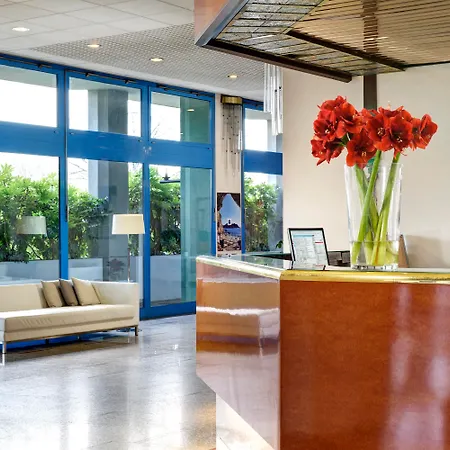 Aparthotel Unaway & Quark Due
